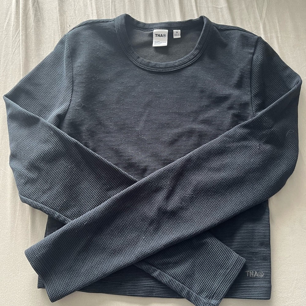 Aritzia TNA Long Sleeve Tee